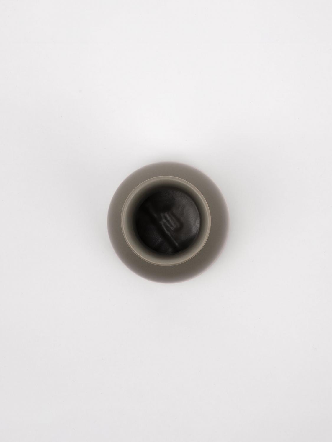 RAAWII BOTTLES AND PITCHERS: Vases lifestyle Raawii, Grey - Img 2