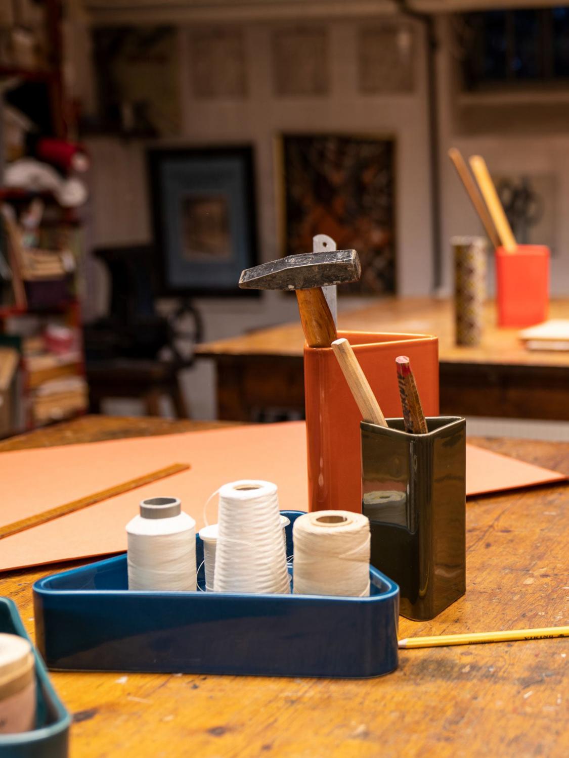 RAAWII VASES: Vases lifestyle Raawii, Bleu Marine - Img 3