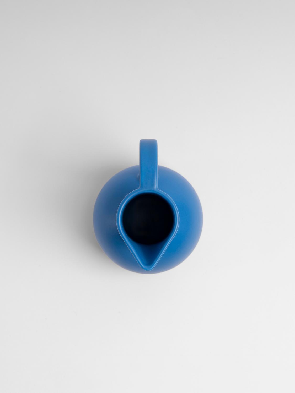 RAAWII BOTTIGLIE E CARAFFE: Brocca Strøm piccola Raawii in ceramica , Azzurro - Img 2