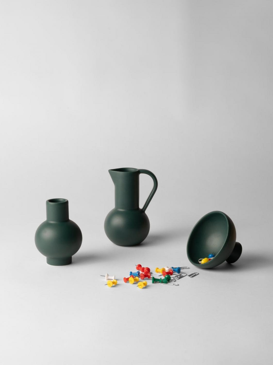 RAAWII BOUTEILLES ET CARAFES: Vases lifestyle Raawii, Anthracite - Img 2