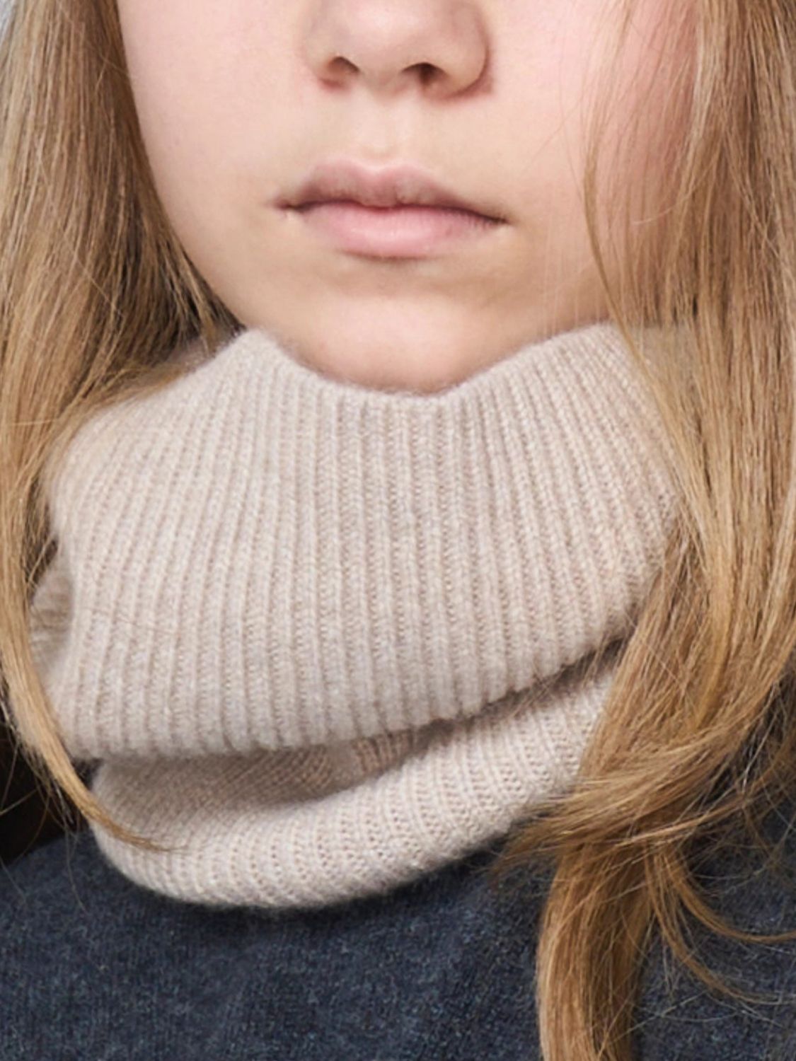 BOBBIN & TRICOT SCARF: Cashmere Scarf Bobbin & Tricot, Beige - Img 2
