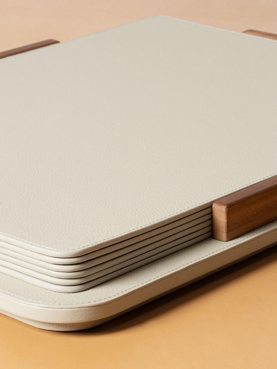 POLTRONA FRAU TABLE LINENS: Kitchen accessories lifestyle Poltrona Frau, Quartz - Img 2