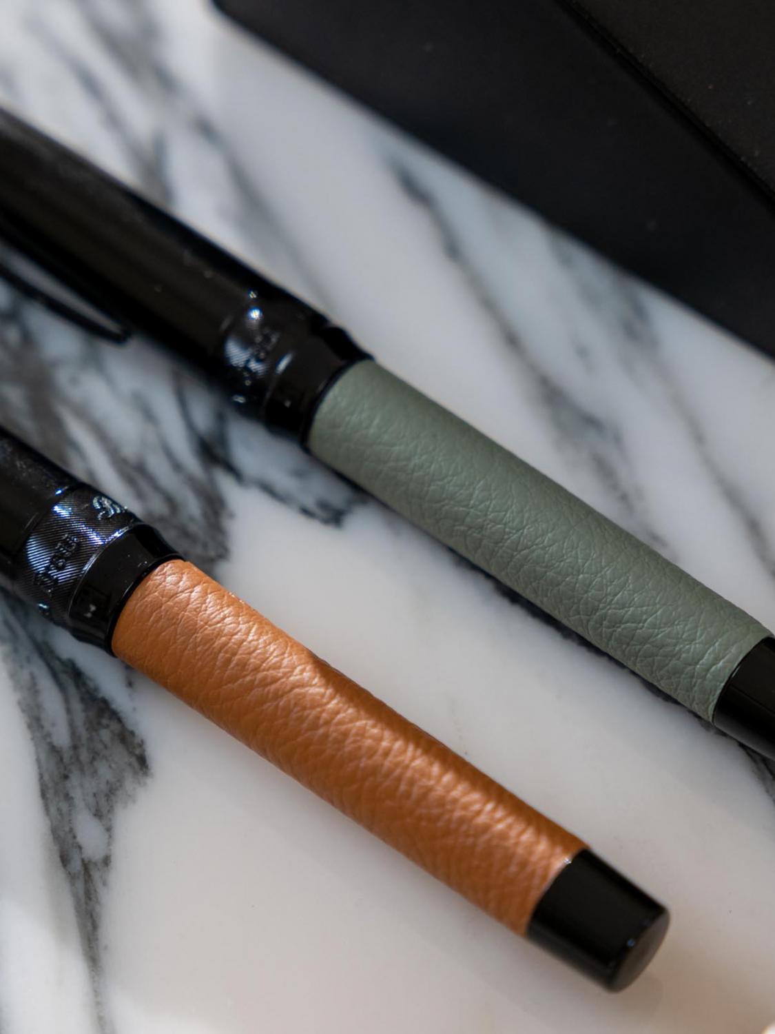 POLTRONA FRAU DESK ACCESSORIES: Desk accessories lifestyle Poltrona Frau, Green - Img 3