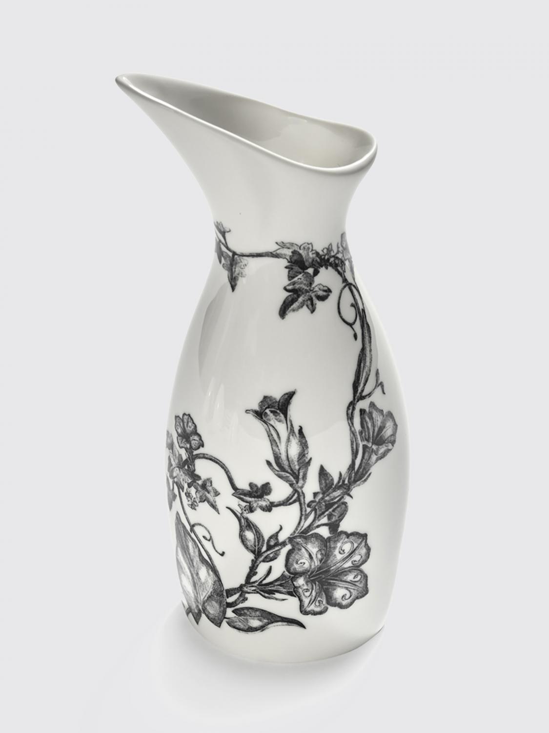 SERAX BOTTLES AND PITCHERS: Bottles and pitchers lifestyle Serax, White - Img 1