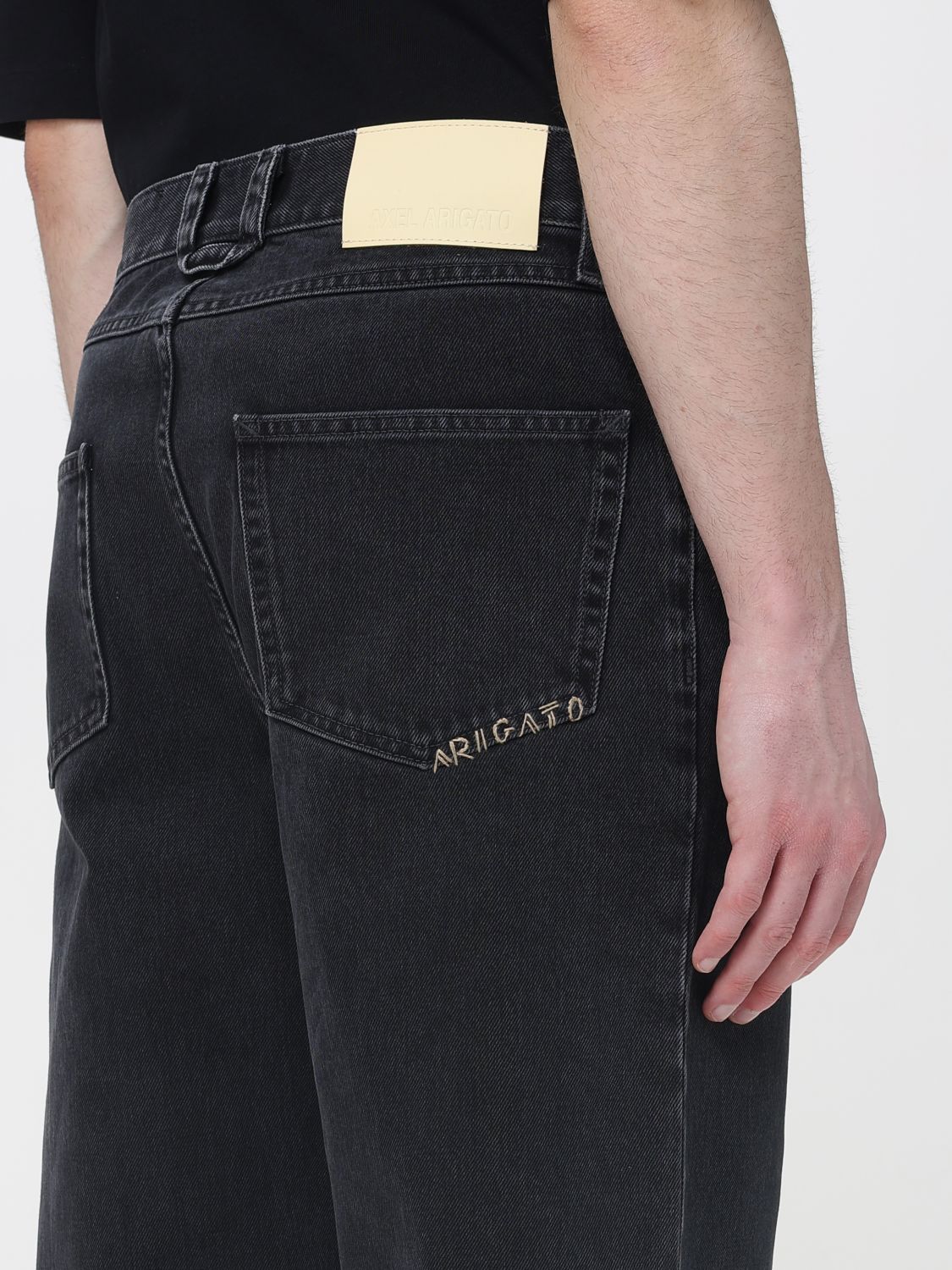 AXEL ARIGATO ジーンズ: ジーンズ メンズ Axel Arigato, ブラック - Img 3