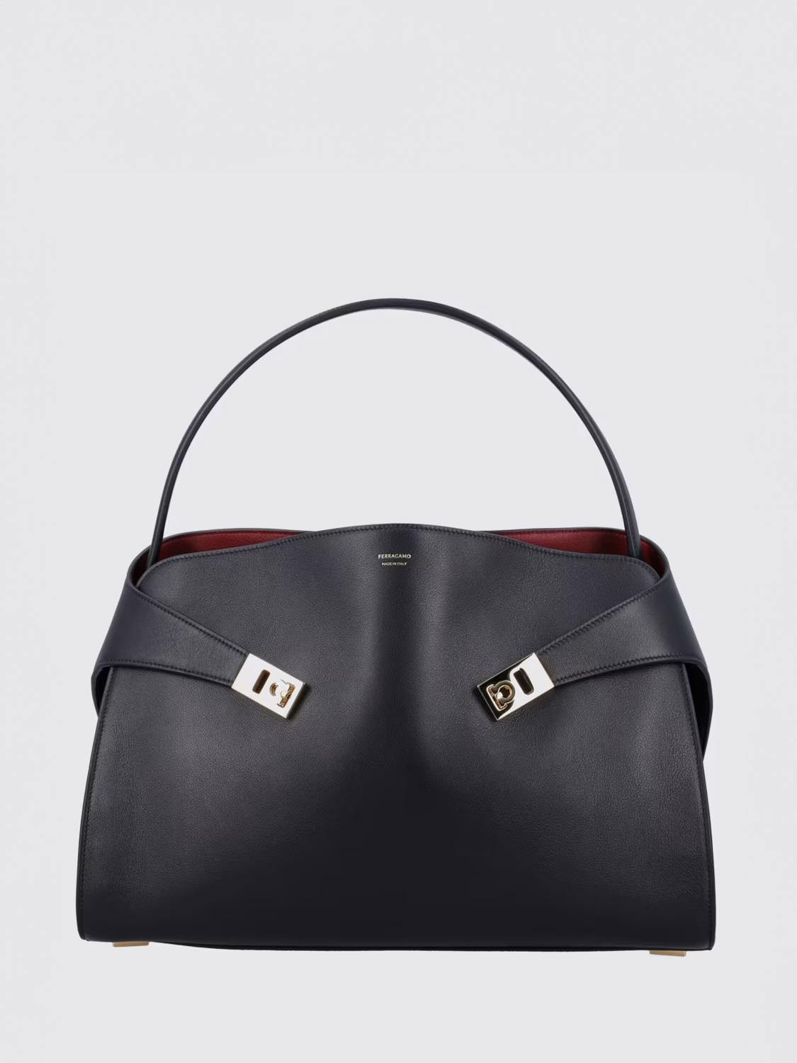 FERRAGAMO BORSA A SPALLA: Borsa Hug Ferragamo in pelle , Nero - Img 1