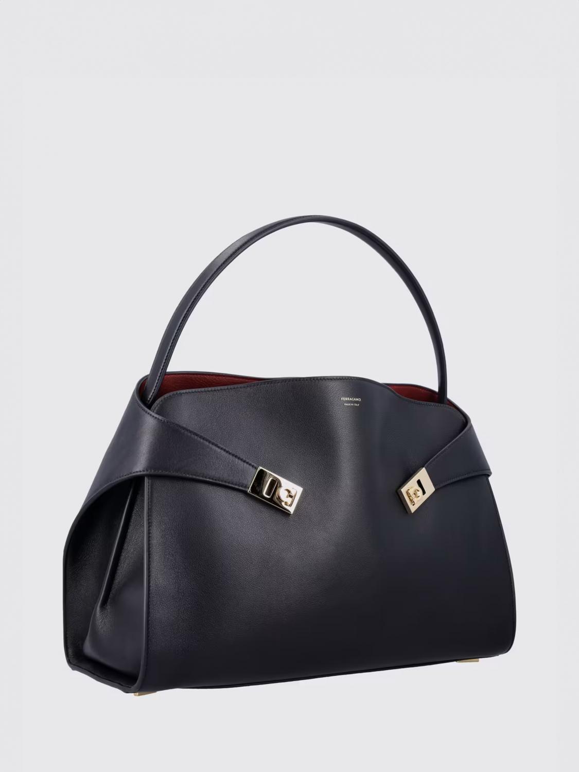 FERRAGAMO BORSA A SPALLA: Borsa Hug Ferragamo in pelle , Nero - Img 3