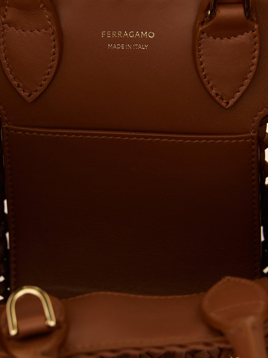 FERRAGAMO BORSA MINI: Borsa Hug Ferragamo in nappa intrecciata , Marrone - Img 4