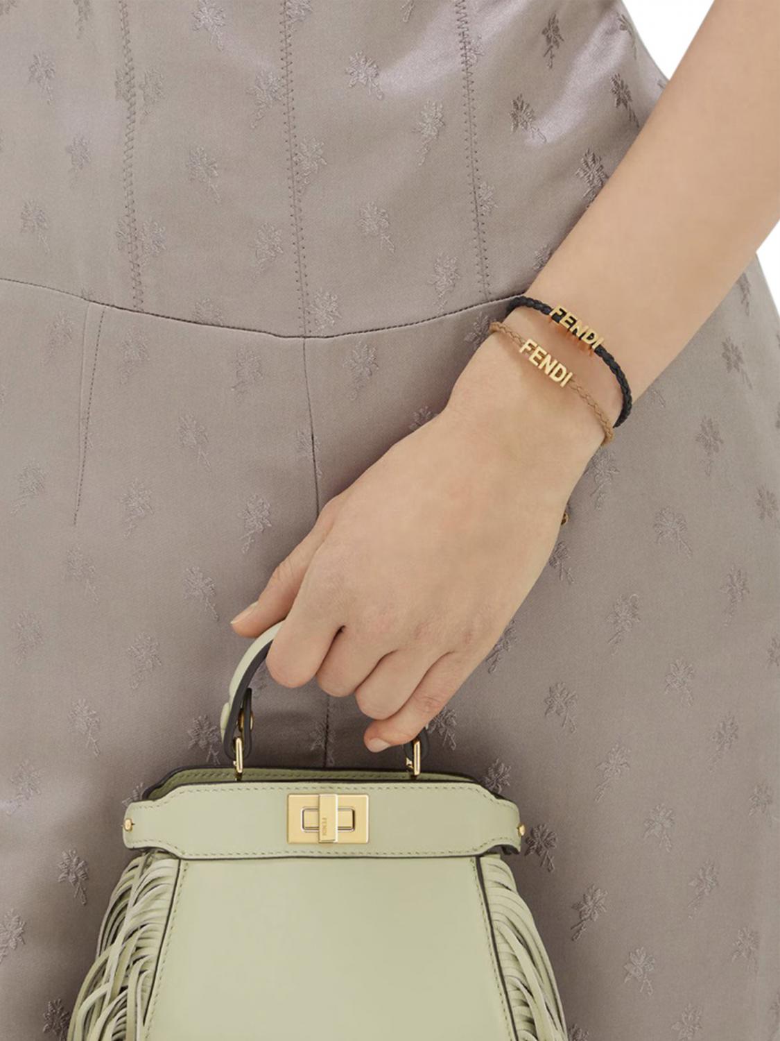 FENDI GIOIELLO: Bracciale Fendigraphy Fendi in pelle intrecciata ed ottone, Nero - Img 2