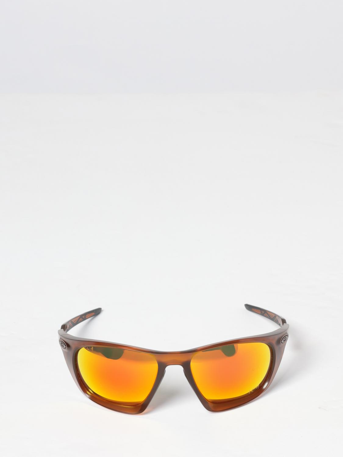OAKLEY サングラス: サングラス メンズ Oakley, ブラウン - Img 2