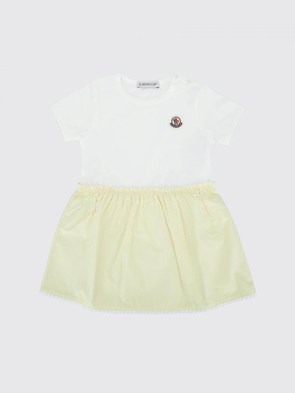 MONCLER STRAMPLER: Zweifarbiges Baumwoll-T-Shirt-Kleid Moncler für Mädchen mit Logo und Taillenschleife, Weiß - Img 1