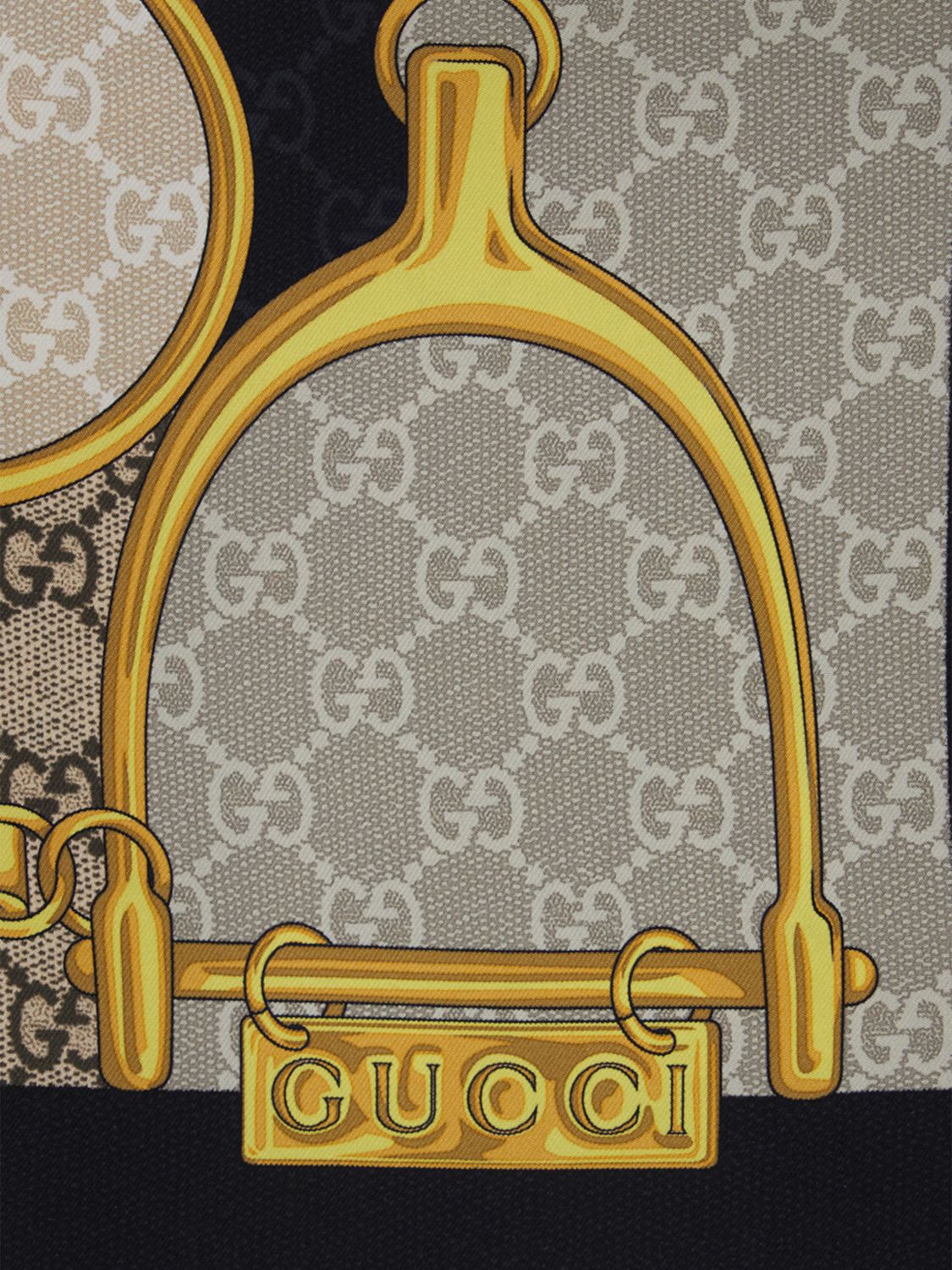 GUCCI FOULARD: Foulard quadrato Gucci in twill di seta con stampa grafica, Fantasia - Img 2
