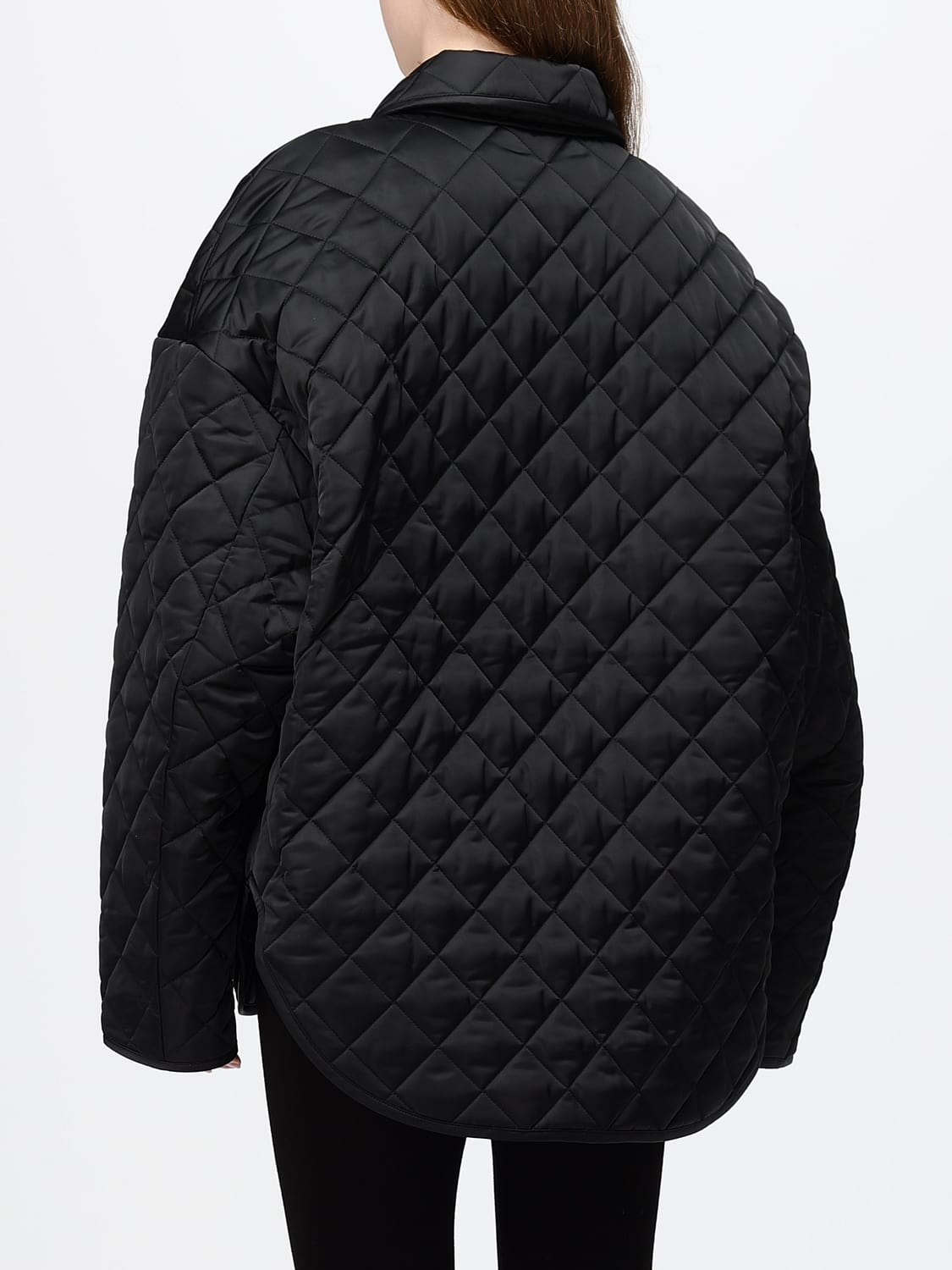 TOTEME JACKE: Oversized-Hemdjacke aus gestepptem Nylon von Toteme mit überschnittenen Schultern, Schwarz - Img 3