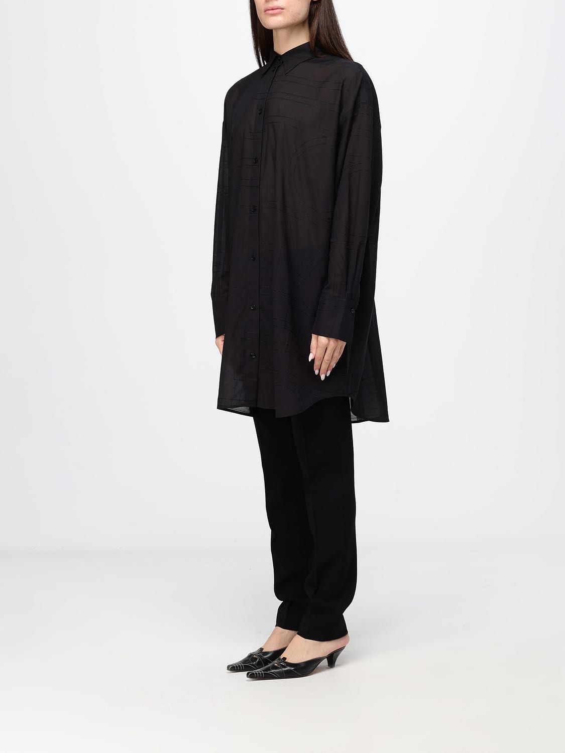 TOTEME CAMICIA: Camicia oversize Toteme in cotone con stampa monogram e spalle cadute, Nero - Img 4