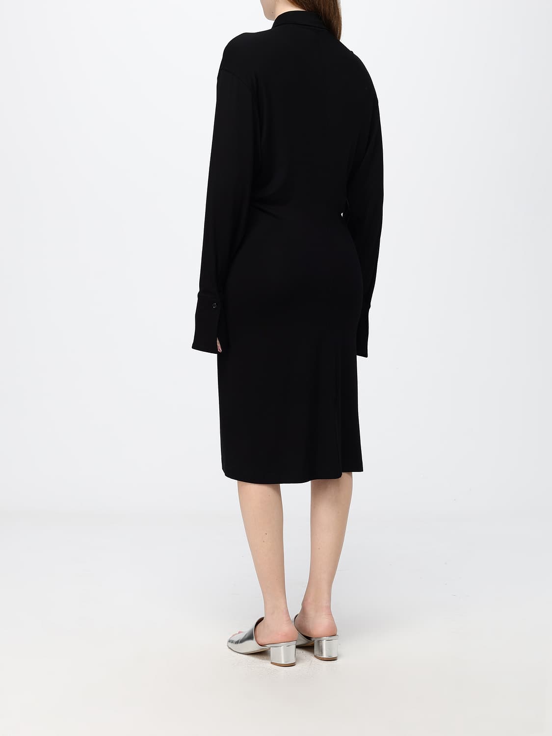 TOTEME VESTIDO: Vestido camisero midi Toteme de viscosa con manga larga y cuello clásico, Negro - Img 2