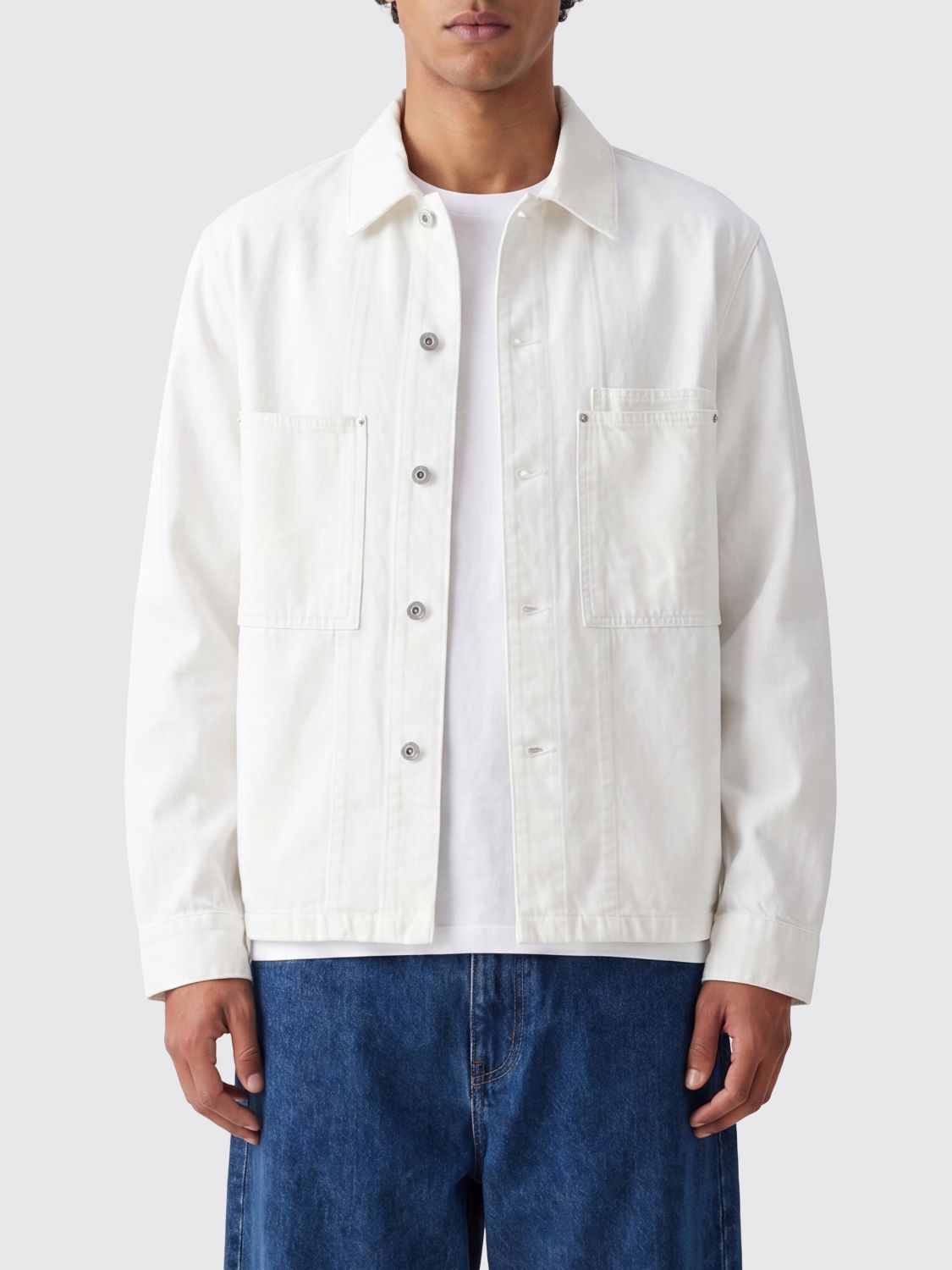 LEMAIRE ジャケット: LEMAIRE パッチポケット付き コットンデニム シャツジャケット, ミルク - Img 1
