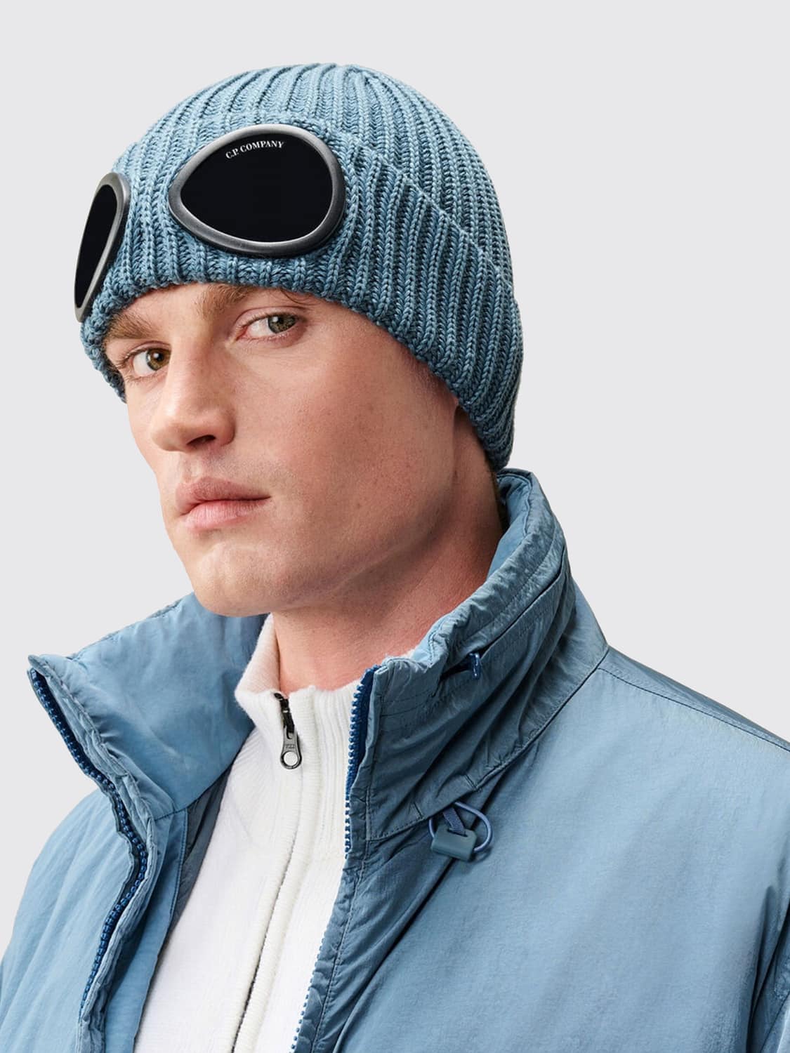 C.P. COMPANY HAT: Ribbed Wool Goggle Beanie C.P. Company with Turn-Up Cuff, Blue - Img 2