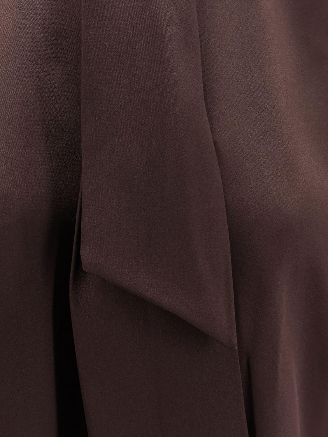 BRUNELLO CUCINELLI TOP: Blusa Brunello Cucinelli de pura seda con cuello de lazo y manga corta, Café - Img 4