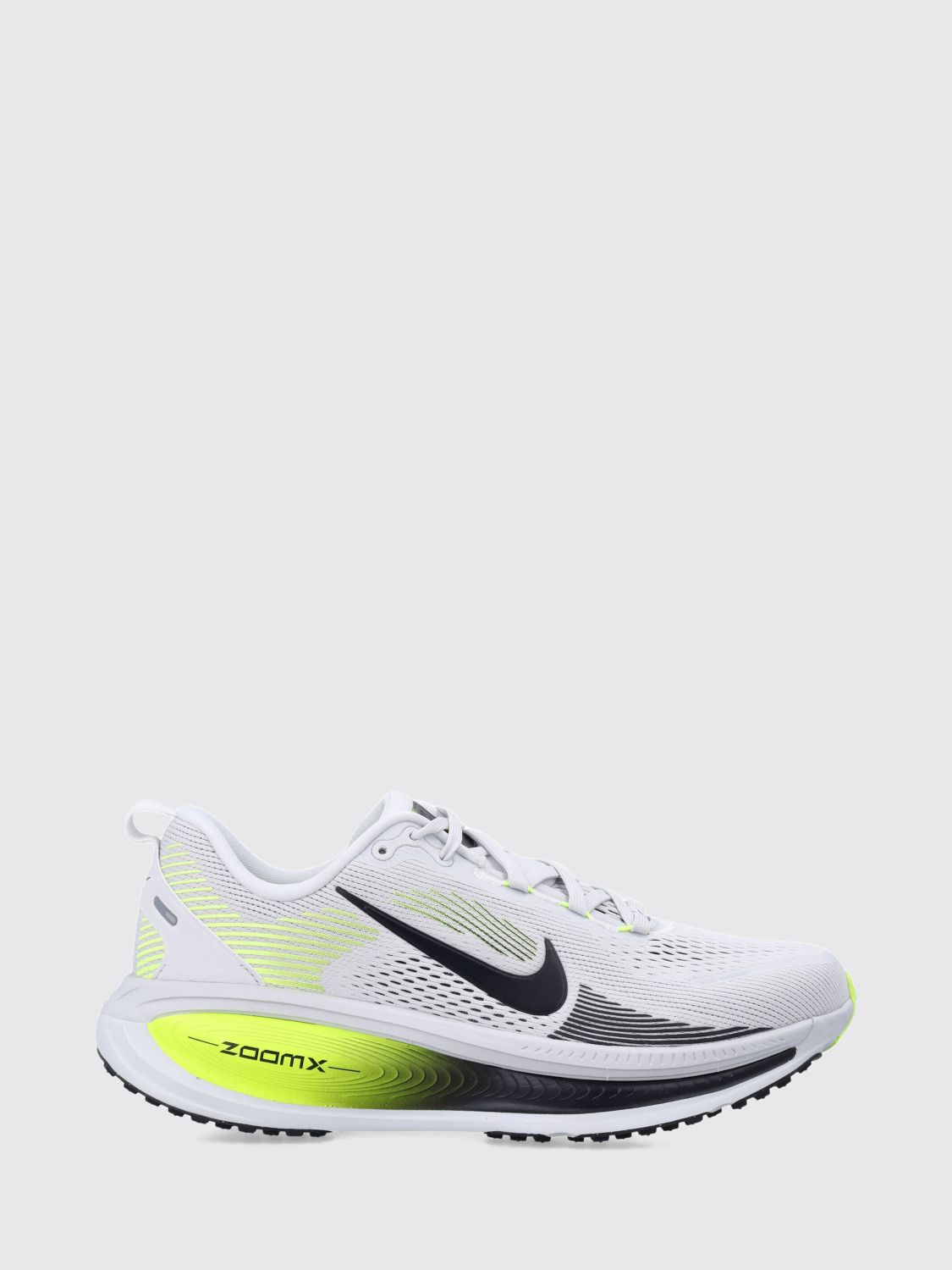 NIKE BASKETS: Baskets de running Vomero 18 Nike en tissu technique avec semelle ZoomX, Poussière - Img 1