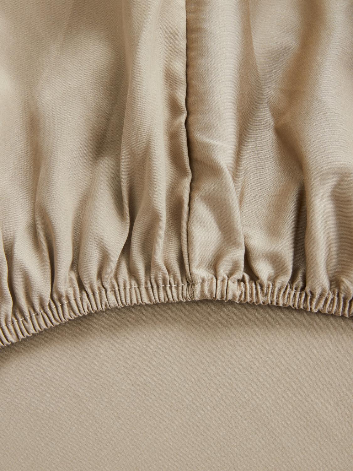 TRUSSARDI BETTWÄSCHE-SETS: Bowtie Doppelbett-Bettwäschegarnitur Trussardi aus Baumwollsatin mit geometrischem Muster, Blau - Img 5