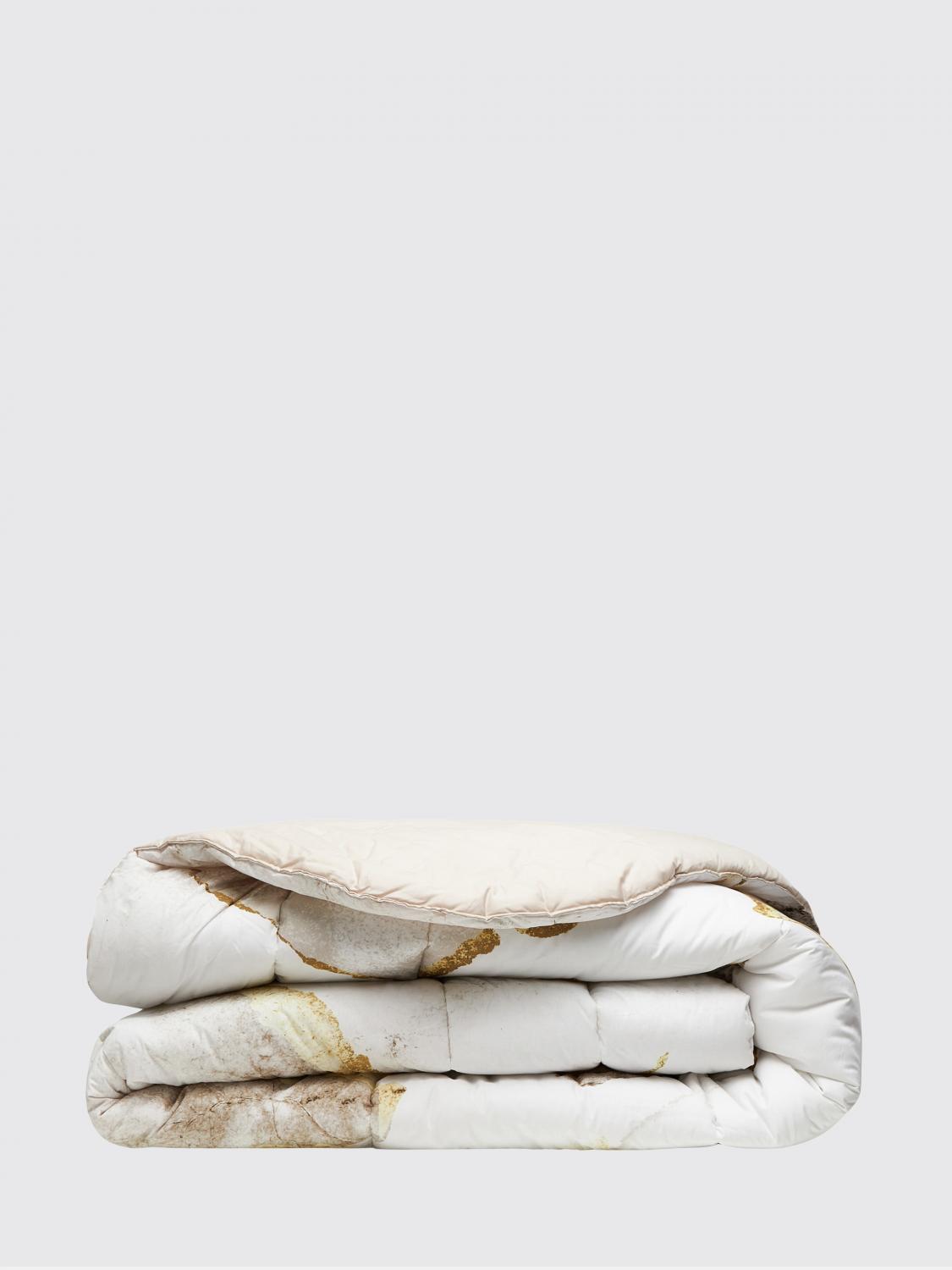 CARRARA BEDCOVERS AND BLANKETS: Carrara Shibui 抽象プリント キルトダブルベッドスプレッド パーケル製, ホワイト - Img 1