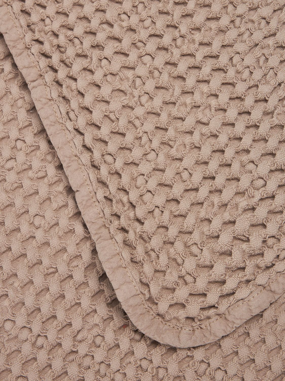 BELLORA BEDCOVERS AND BLANKETS: Bedcovers and blankets lifestyle Bellora, 브라운 - Img 2