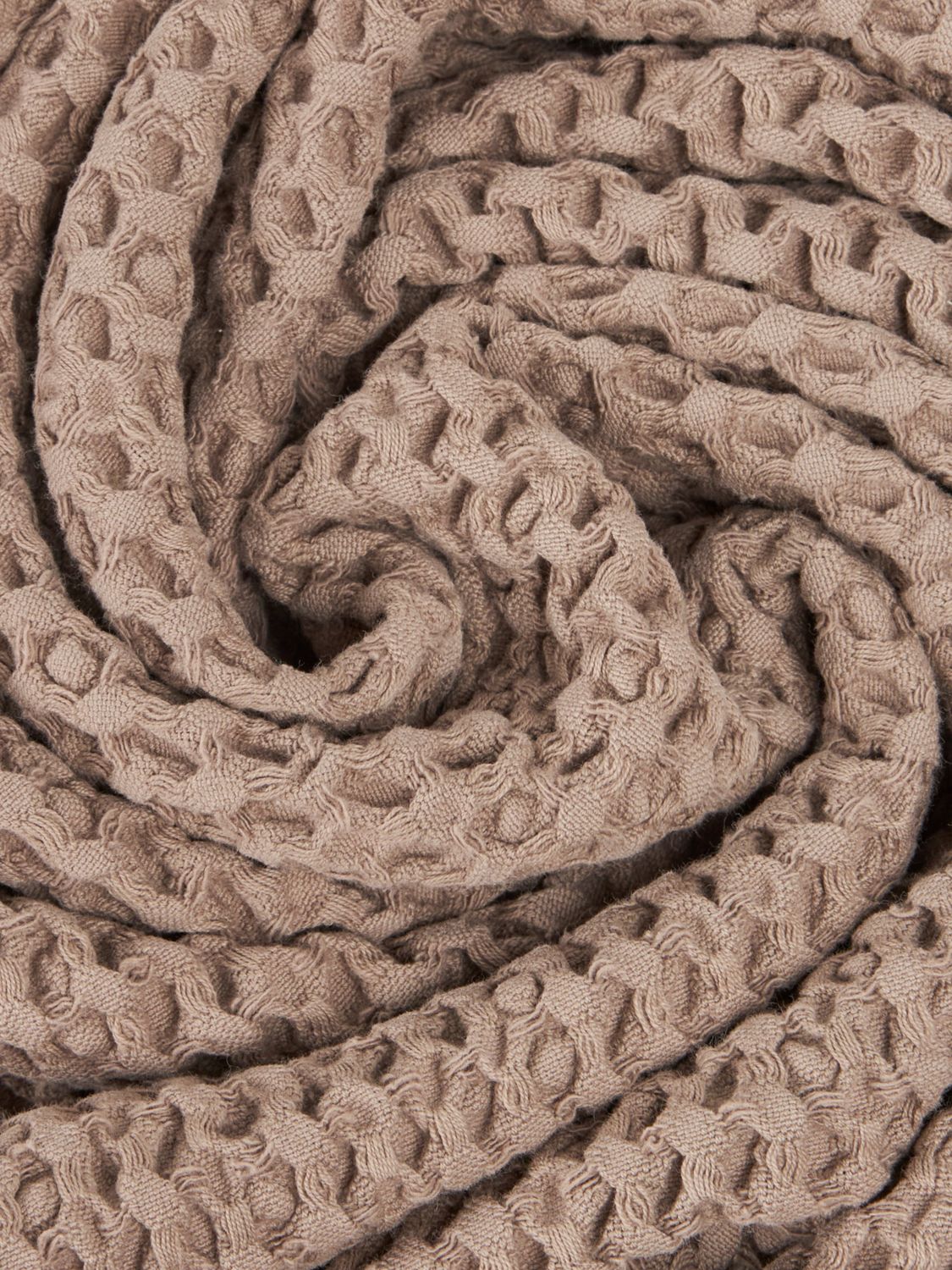 BELLORA BEDCOVERS AND BLANKETS: Bedcovers and blankets lifestyle Bellora, Brown - Img 3