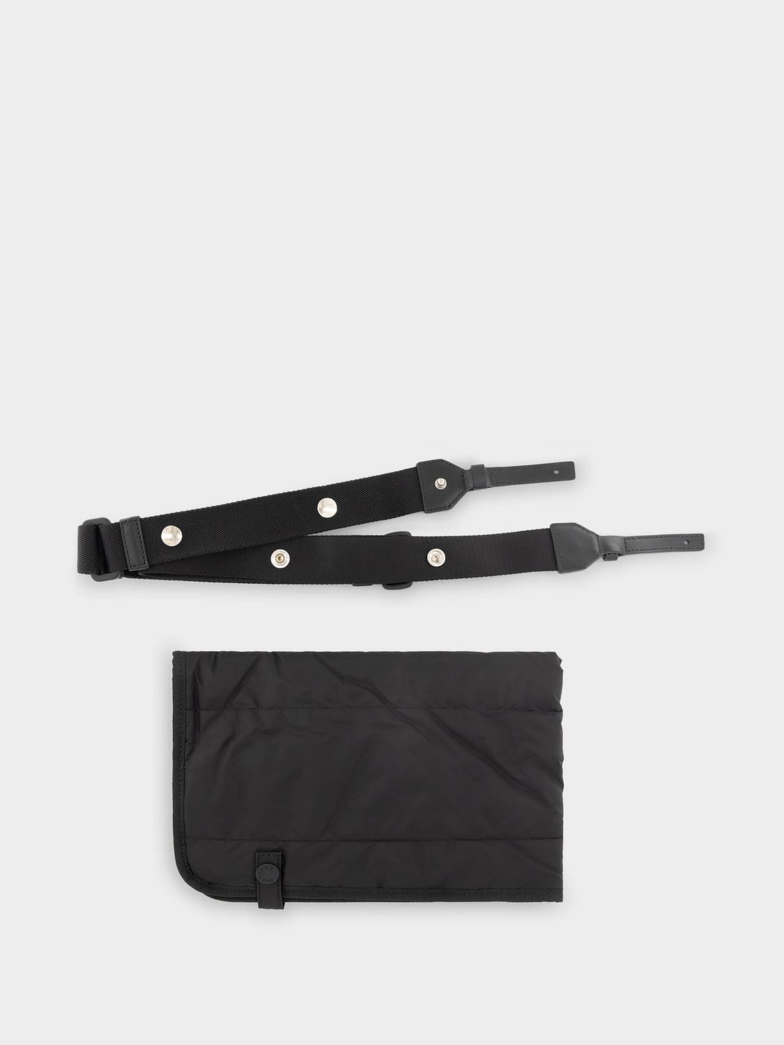 MONCLER BLANKET SET: Baby Utility Diaper Bag Moncler in Polyester with Changing Mat and Strap, Black 1 - Img 3