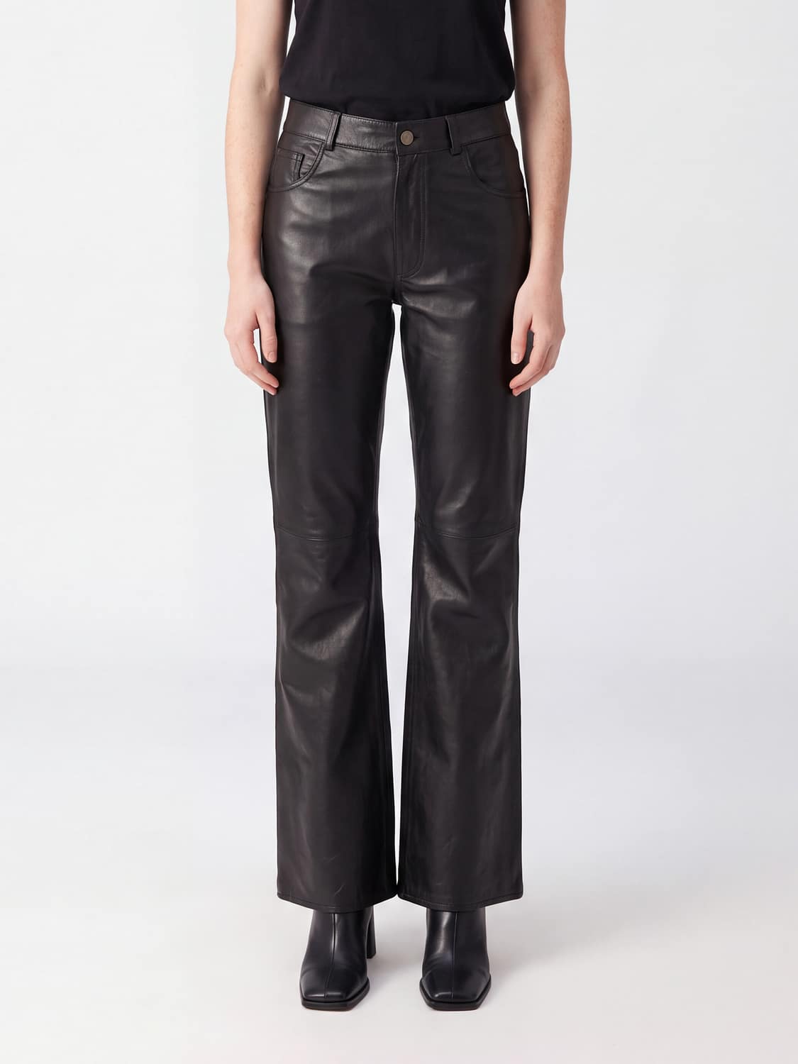 HAIKURE PANTS: Haikure Flora Mid-Rise Flared Calfskin Leather Trousers, Black - Img 1