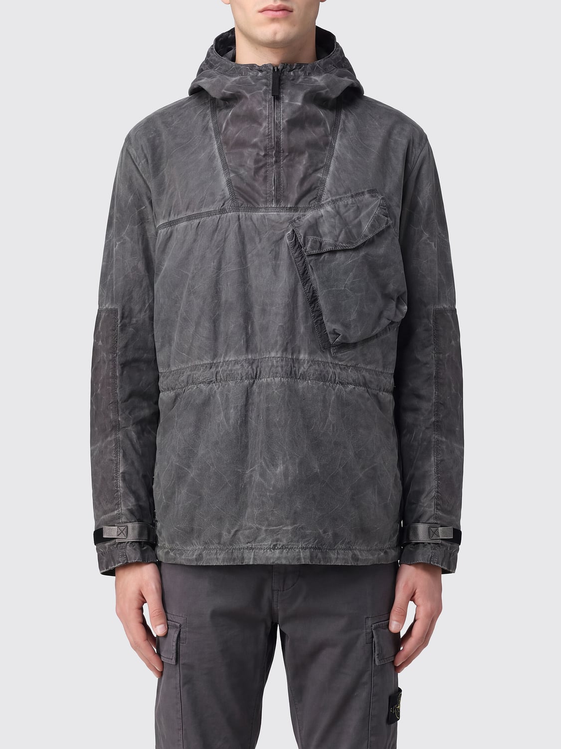 STONE ISLAND MANTEL: Kurzer Anorak-Parka Stone Island mit Kapuze und Compass-Logo, Schwarz - Img 1