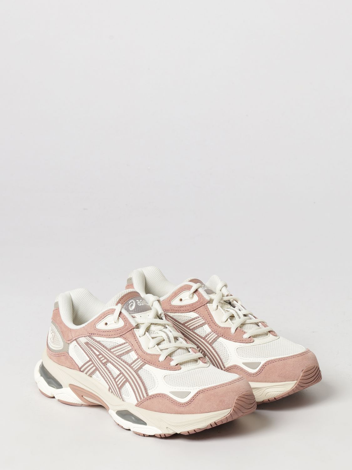 ASICS SNEAKERS: Asics Gel-NYC 2.0 Low-Top Sneakers in Suede and Mesh with GEL Technology, Beige - Img 2