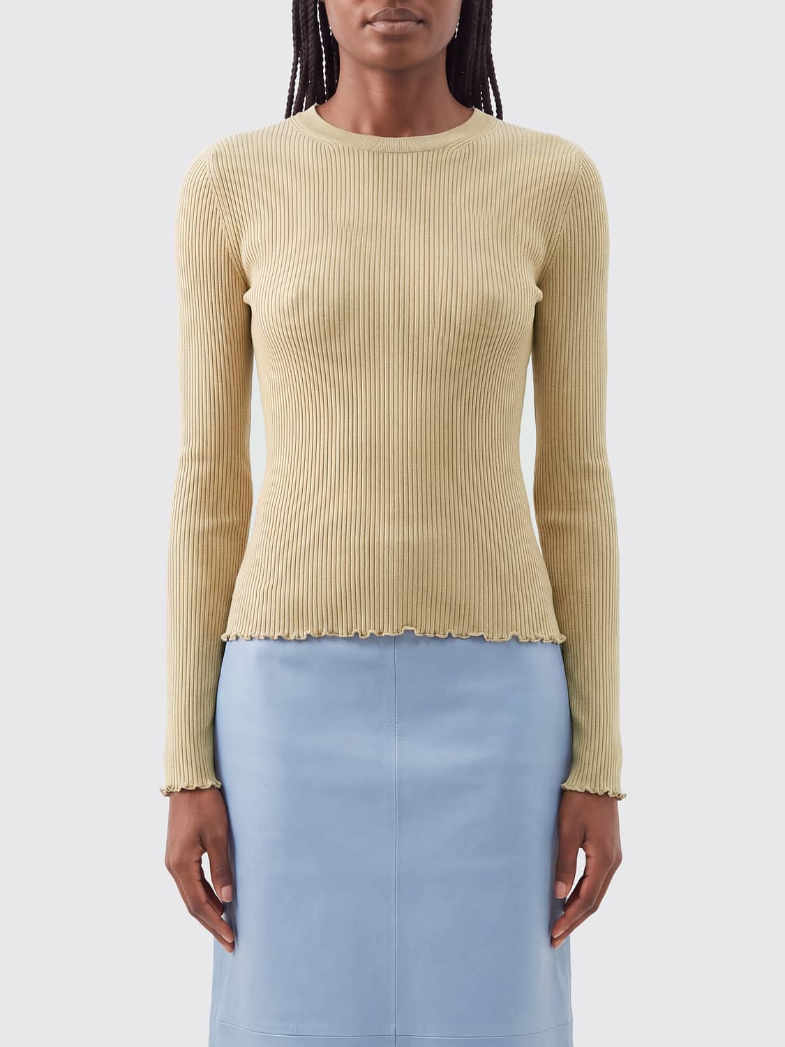 ALAÏA PULLOVER: Slim-Fit-Pullover Alaïa aus gerippter Seide mit Rundhalsausschnitt, Ecru - Img 1