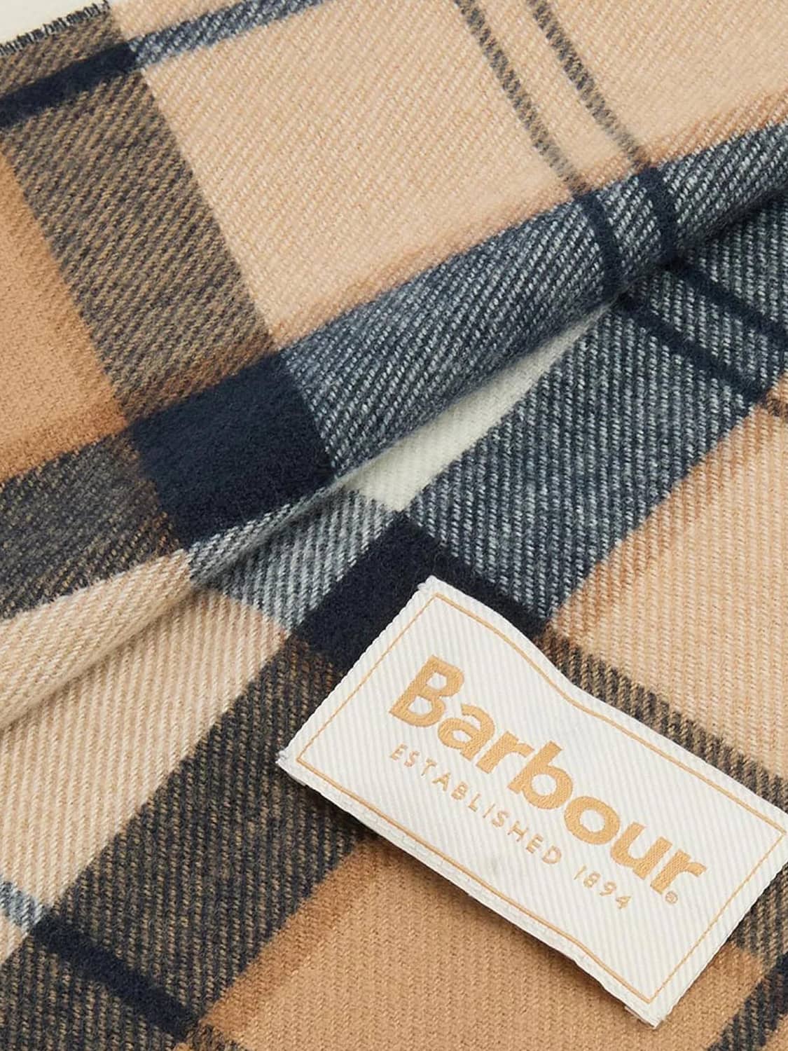 BARBOUR 스카프: BARBOUR 프린지 엣지가 있는 타탄 패턴 직사각형 스카프, 베이지 - Img 2