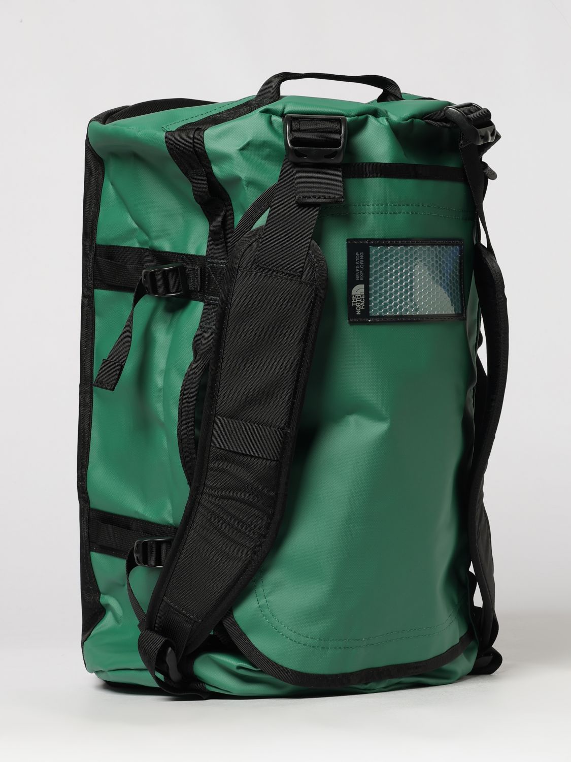THE NORTH FACE TRAVEL BAG: The North Face Base Camp Travel Duffel Bag in Water-Repellent Recycled Materials, Green - Img 2