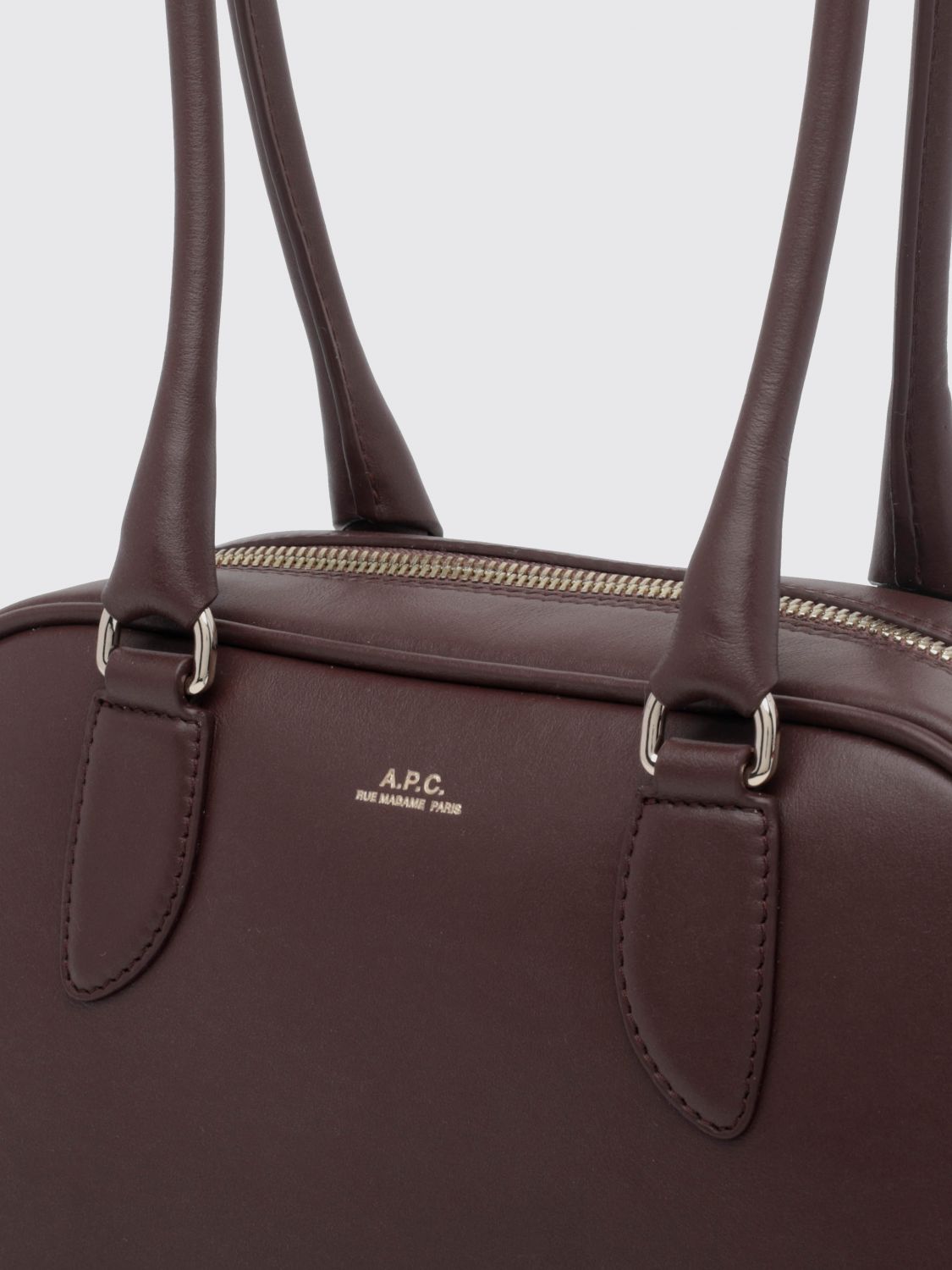 A.P.C. BORSA A SPALLA: Borsa a spalla Paloma A.P.C. in pelle con forma stondata e doppio manico, Amarena - Img 4