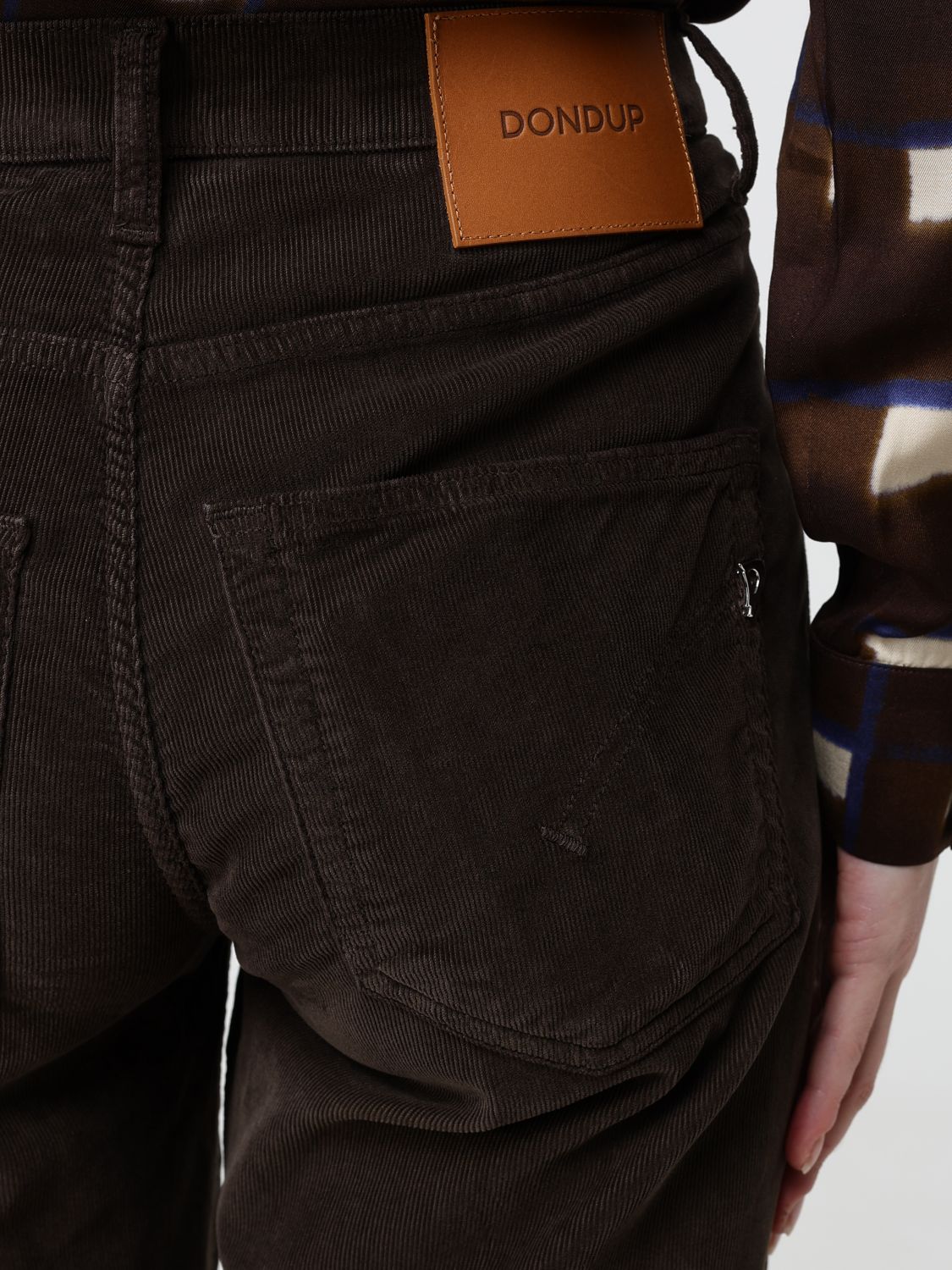 DONDUP PANTALONES: Pantalones de pana Dondup de tiro alto y corte slim en terciopelo, Marrón - Img 3