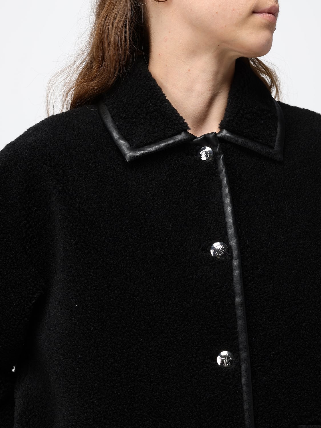 ANINE BING JACKE: Anine Bing Kurze Fleecejacke im Hemdenstil mit Eingrifftaschen, Schwarz - Img 4