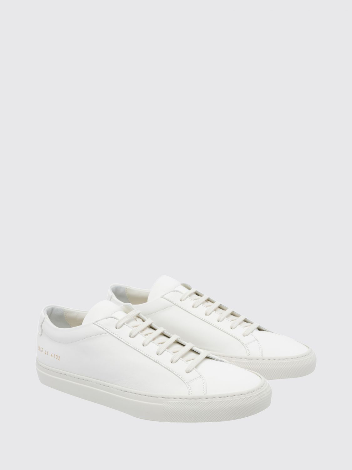 COMMON PROJECTS SNEAKERS: Common Projects Achilles Low Smooth Calfskin Sneakers with Laminated Logo, White - Img 2