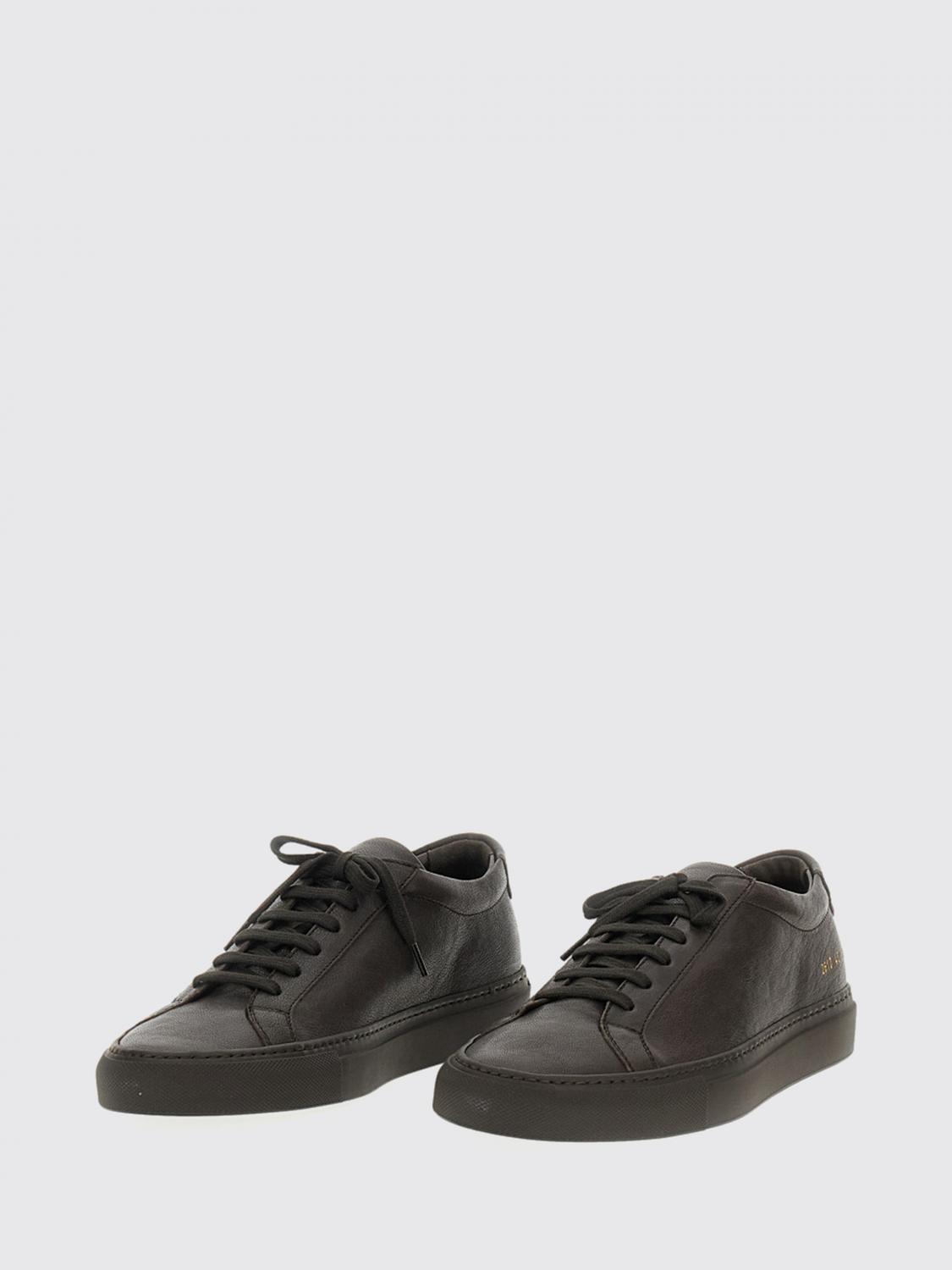 COMMON PROJECTS BASKETS: Baskets Achilles Low Common Projects en cuir de veau lisse avec logo laminé, Marron - Img 2