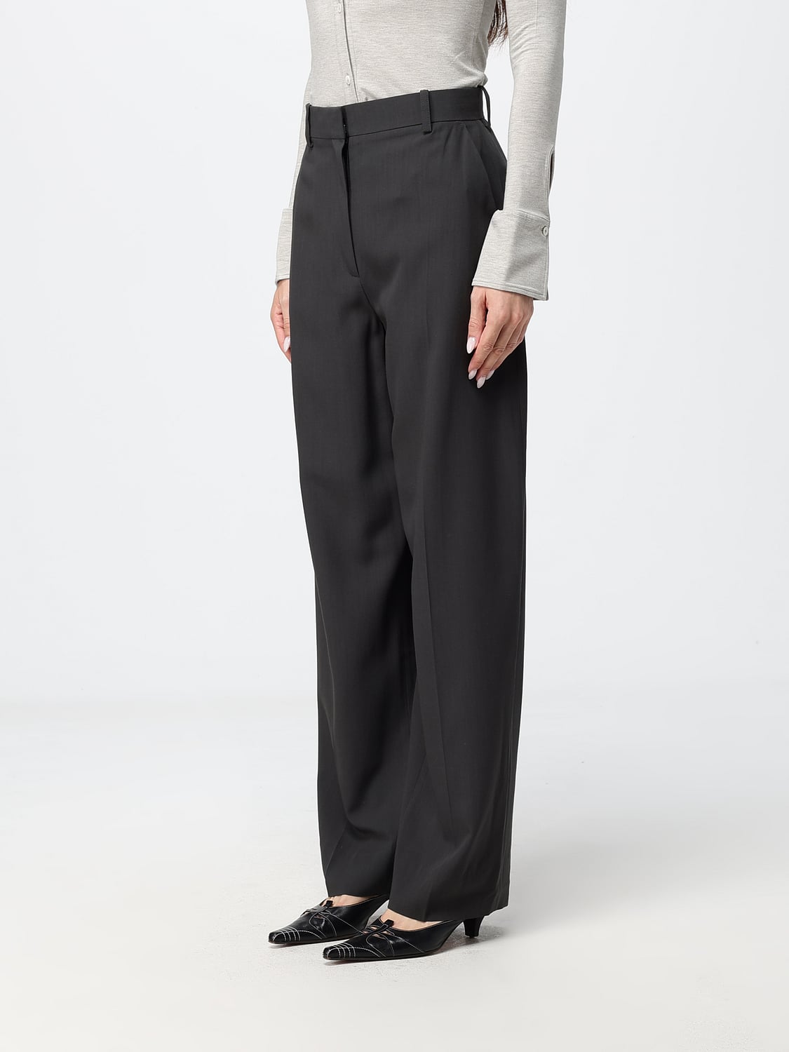 TOTEME PANTALONES: Pantalones de sastre anchos de talle alto Toteme de mezcla de lana con bolsillos franceses, Negro - Img 4