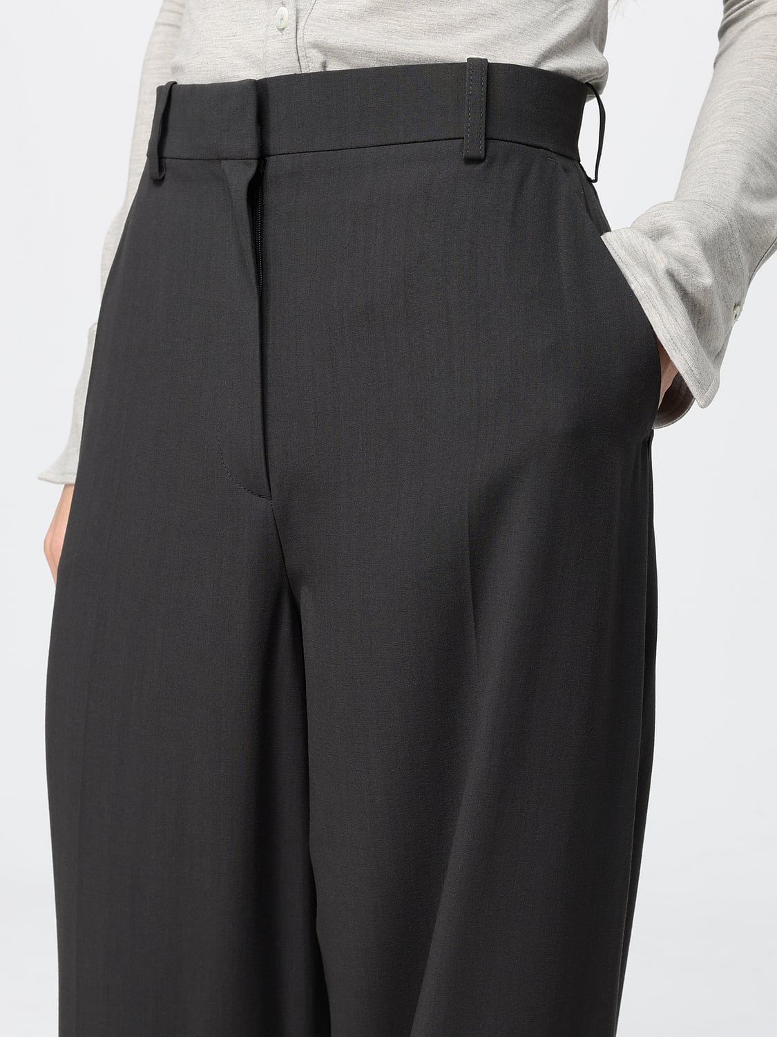 TOTEME PANTALONES: Pantalones de sastre anchos de talle alto Toteme de mezcla de lana con bolsillos franceses, Negro - Img 5