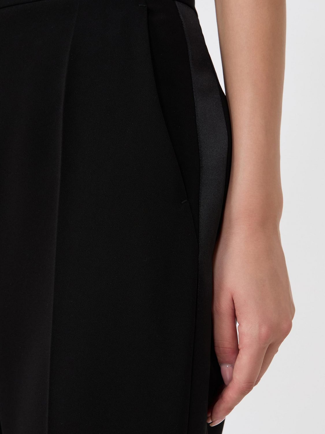 MAX MARA HOSE: Schwarze High-Waist Skinny-Hose von Max Mara aus Crêpe, Schwarz - Img 3