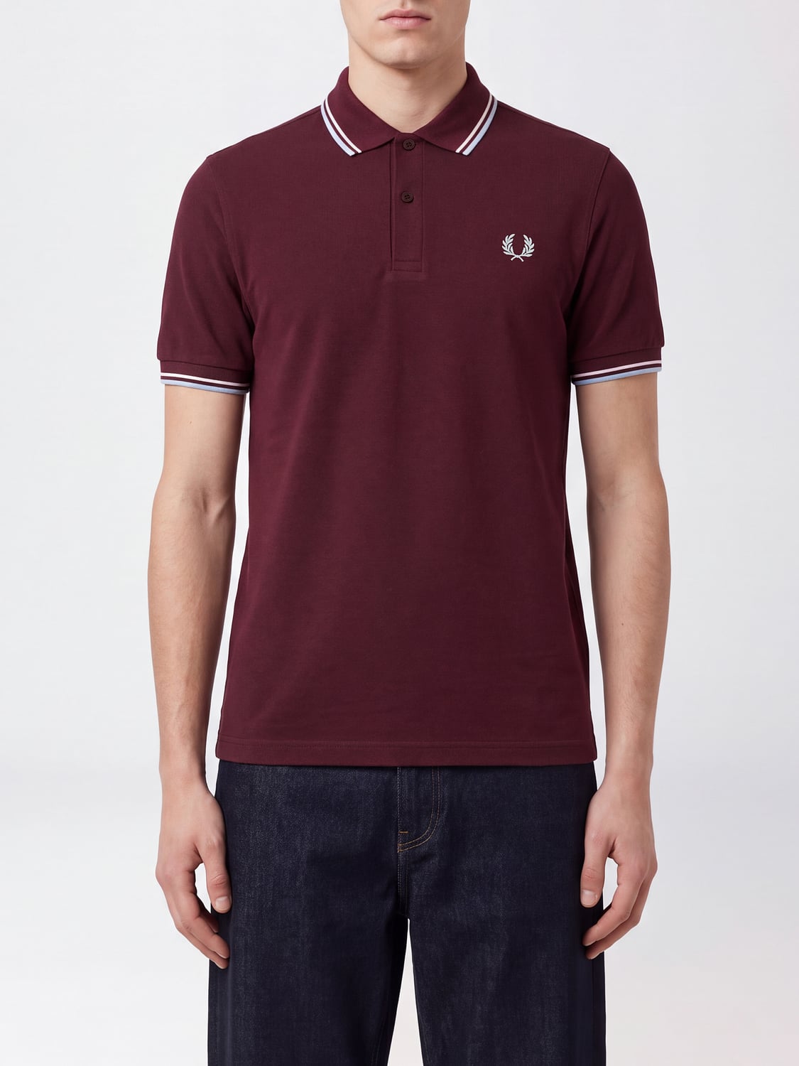 FRED PERRY POLO: Polo de manga corta Fred Perry de algodón con logo bordado y ribetes en contraste, Granate - Img 1
