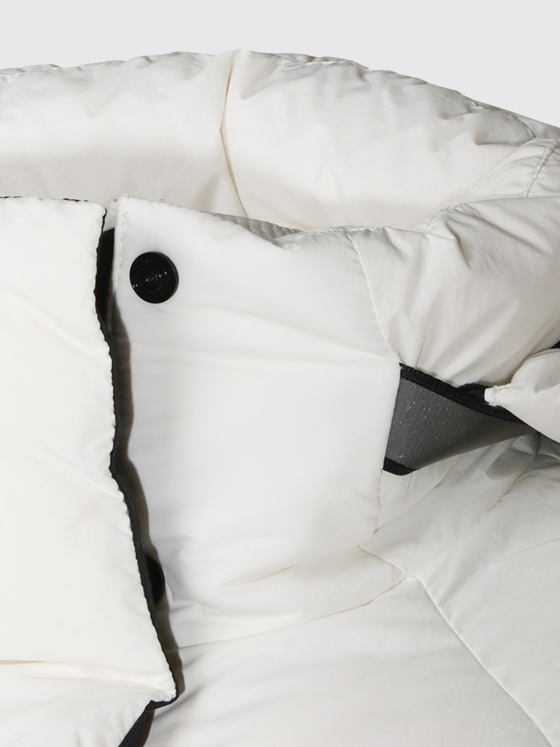 CANADA GOOSE JACKE: Kurze Canada Goose Daunenjacke aus gestepptem Funktionsstoff mit Kapuze, Weiß - Img 4