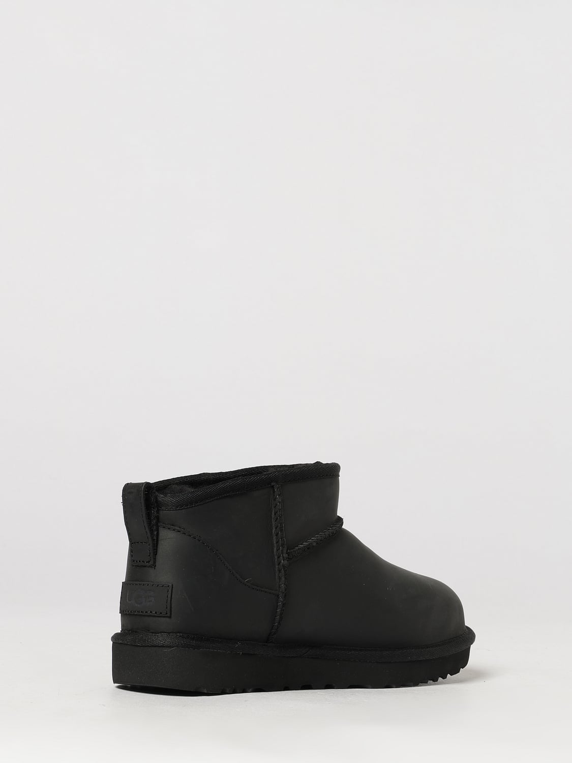 UGG BOOTS: Classic Ultra Mini Ankle Boots UGG in Leather with Shearling Lining, Black - Img 3