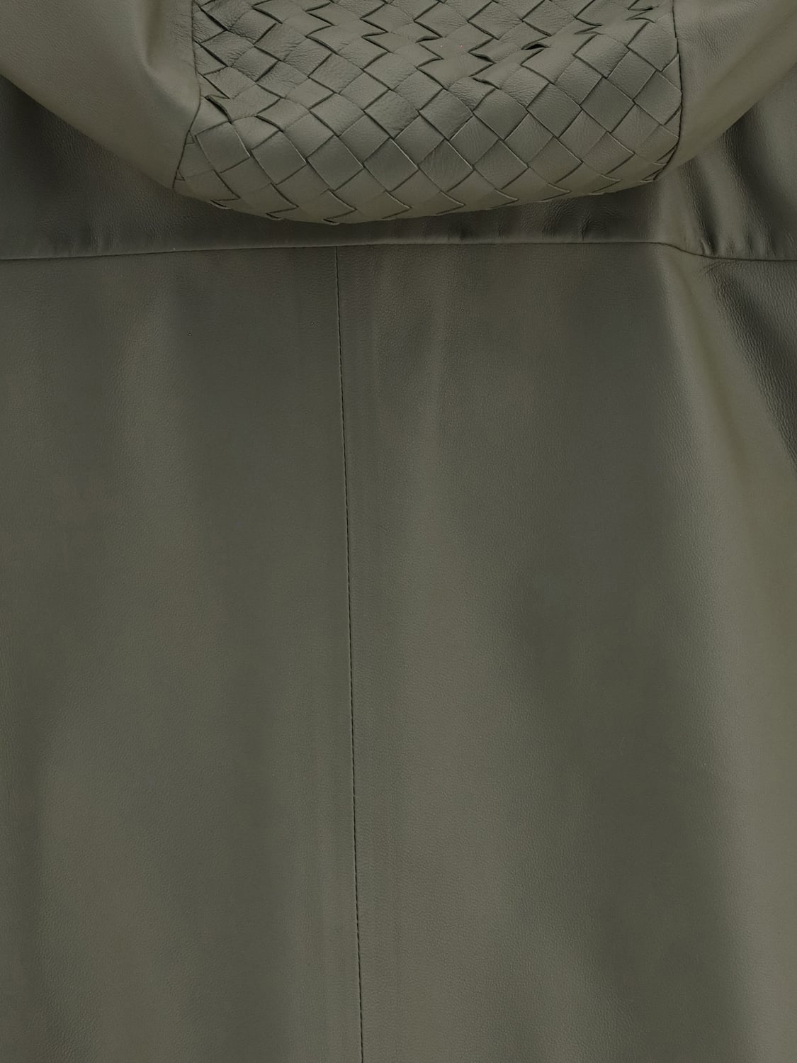 BOTTEGA VENETA CHAQUETA: Cazadora corta Bottega Veneta de piel con capucha y cierre de cremallera, Gris - Img 3