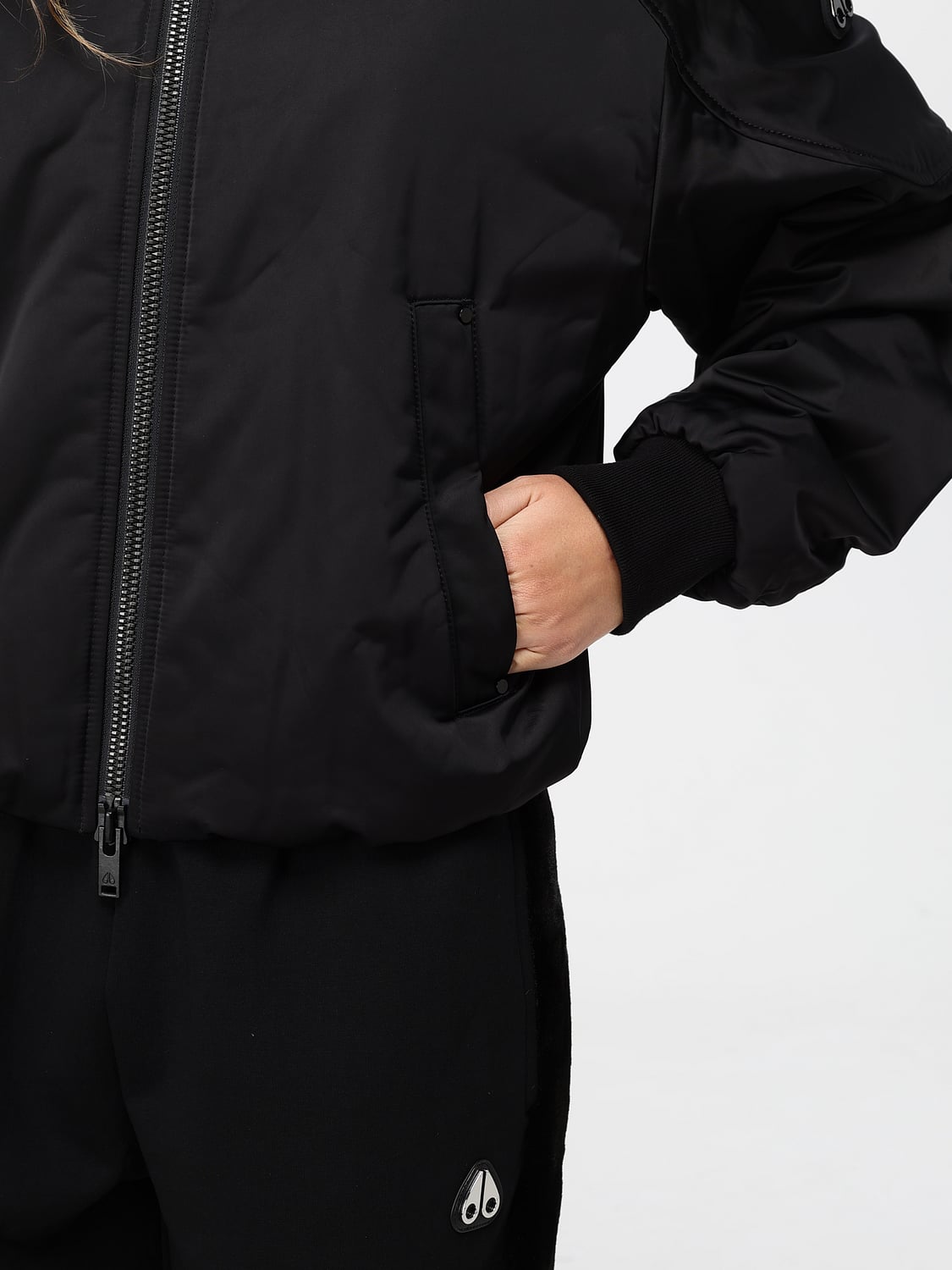 MOOSE KNUCKLES GIACCA: Bomber Moose Knuckles relaxed fit in poliestere con logo applicato, Nero - Img 4