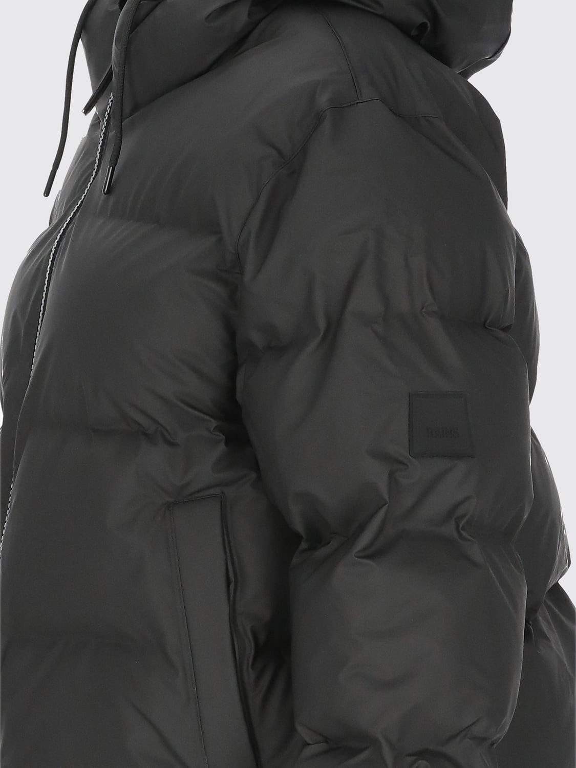 RAINS JACKET: Rains Short Waterproof Quilted Jacket in Recycled Technical Fabric, Black - Img 4