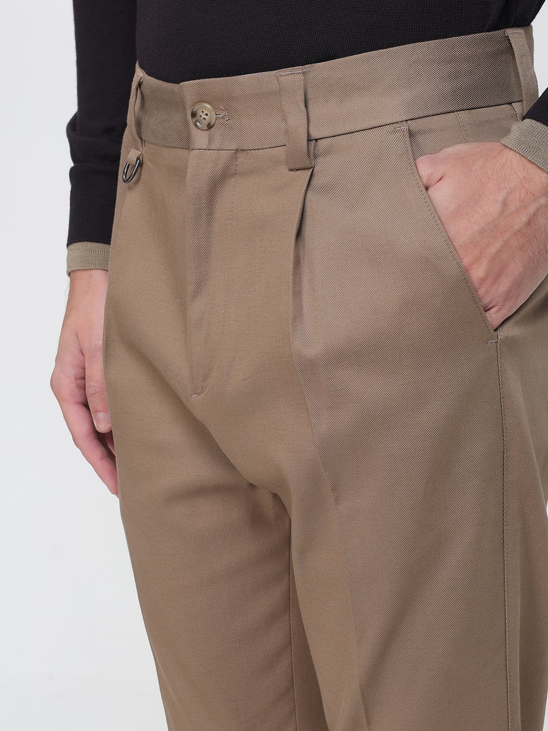 PAOLO PECORA PANTS: Paolo Pecora Duomo Slim Fit Pleated Cotton Chino Trousers, Grey - Img 3