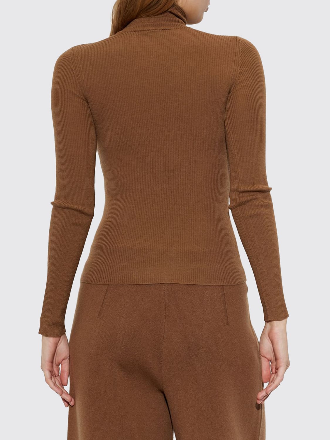 MAX MARA PULL: Pull à col roulé slim Max Mara en pure laine vierge côtelée, Chameau - Img 2